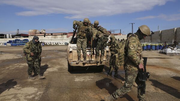Proturski vojnici pripremaju se da idu u sirijsku provinciju Idlib - Sputnik Srbija