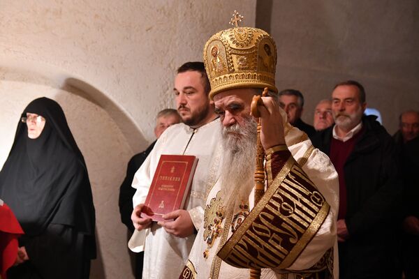 Vojnoj delegaciji zabranjen ulaz u Crnu Goru u srpskim uniformama - Sputnik Srbija