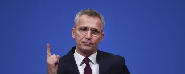 Generalni sekretar NATO-a Jens Stoltenberg na konferenciji za medije u Briselu - Sputnik Srbija