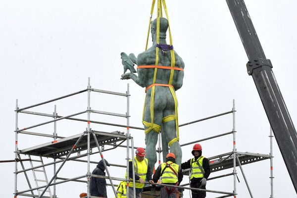 После 125 дана враћен на Калемегдан: Како сада изгледа „Победник“ /видео, фото/ После 125 дана враћен на Калемегдан: Како сада изгледа „Победник“ /видео, фото/ - Sputnik Србија