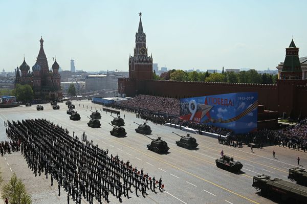 Бесмртни пук ће марширати и ове године - у другој форми Бесмртни пук ће марширати и ове године - у другој форми - Sputnik Србија