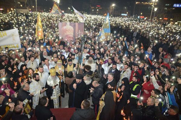 Владика Јоаникије: Кад прође епидемија, обновићемо литије Владика Јоаникије: Кад прође епидемија, обновићемо литије - Sputnik Србија