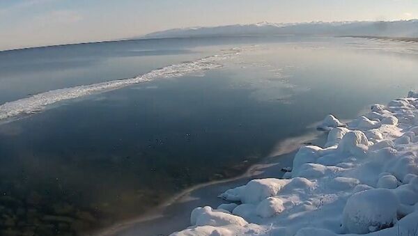 Залеђено Бајкалско језеро - Sputnik Србија