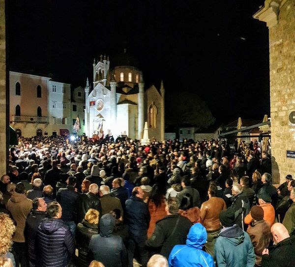 Зашто су Албанци у Црној Гори отворено стали против литија Зашто су Албанци у Црној Гори отворено стали против литија - Sputnik Србија