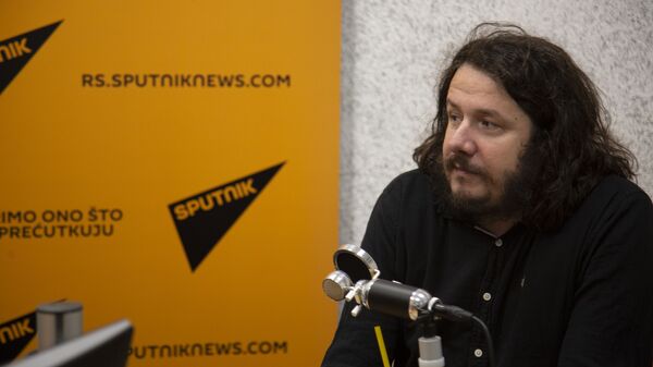 Преводилац  и новинар Мухарем Баздуљ - Sputnik Србија