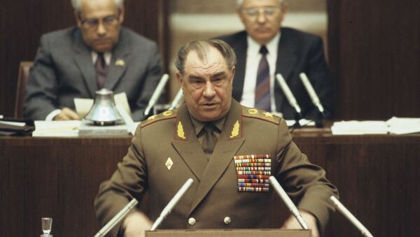 General armije SSSR Dmitrij Jazov nakon stupanja na mesto ministra odbrane - Sputnik Srbija