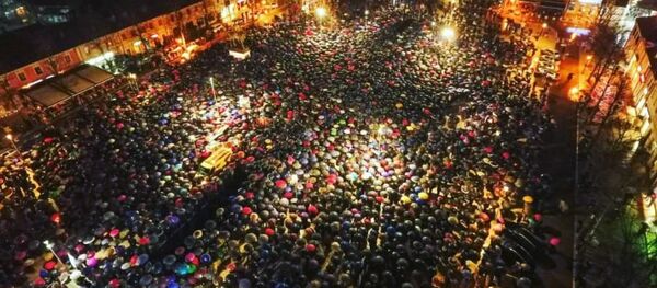 Fotografija nikšićke litije snimane dronom - Sputnik Srbija