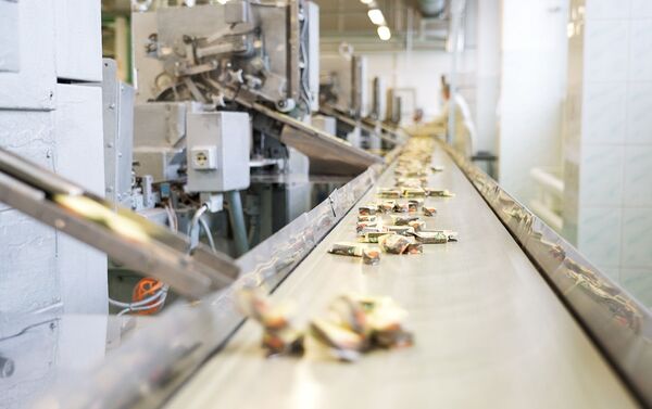 Proizvodnja čokolade „Aljonke“ u fabrici „Krasni oktjabr“  - Sputnik Srbija