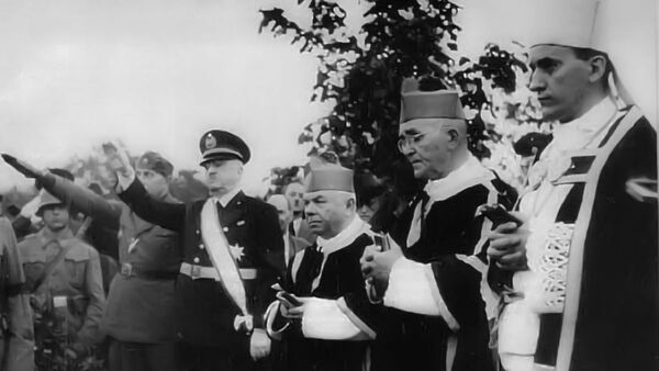 Алојзије Степинац, хрваткси кардинал, са представницима нациста у Другом светском рату. - Sputnik Србија