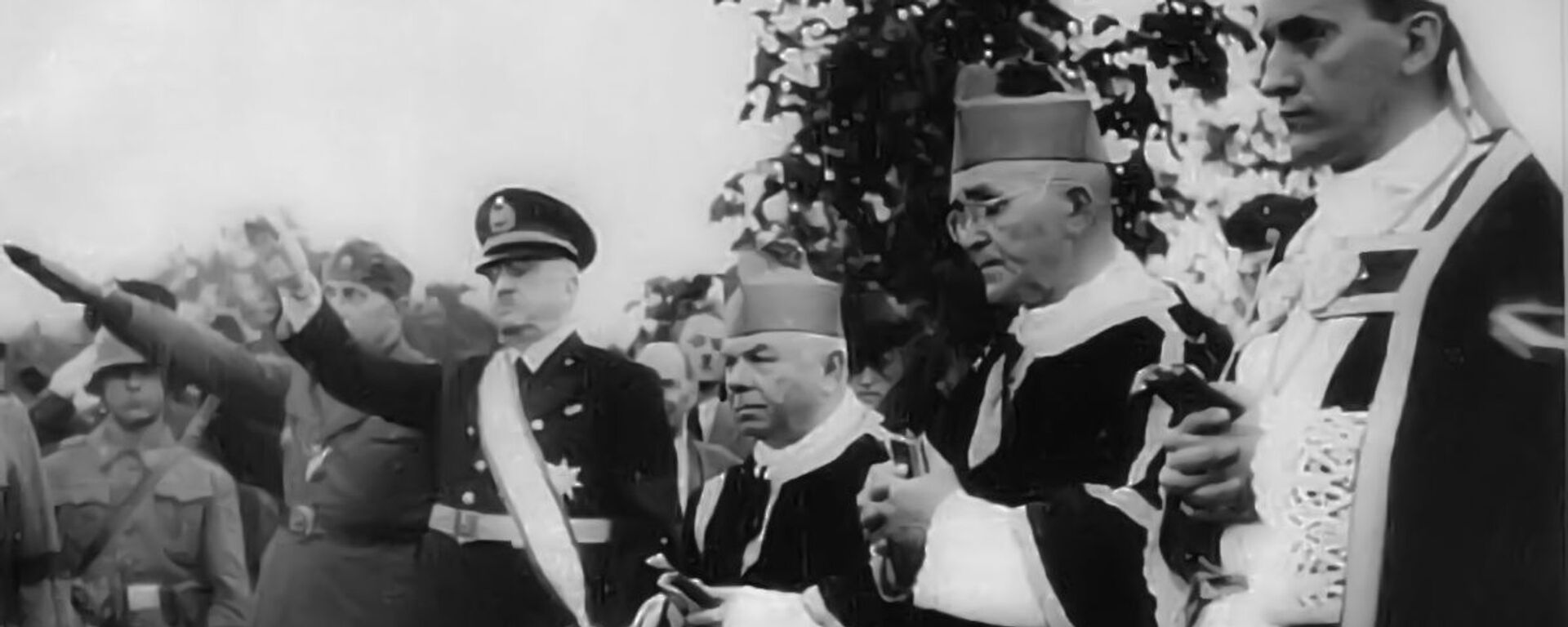 Alojzije Stepinac, hrvatksi kardinal, sa predstavnicima nacista u Drugom svetskom ratu. - Sputnik Srbija, 1920, 14.02.2023