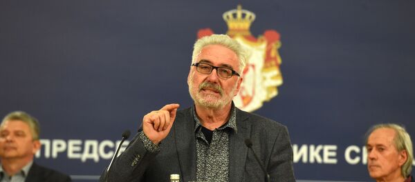 Обраћање пулмолога Бранислава Несторовић након састанка - Sputnik Србија