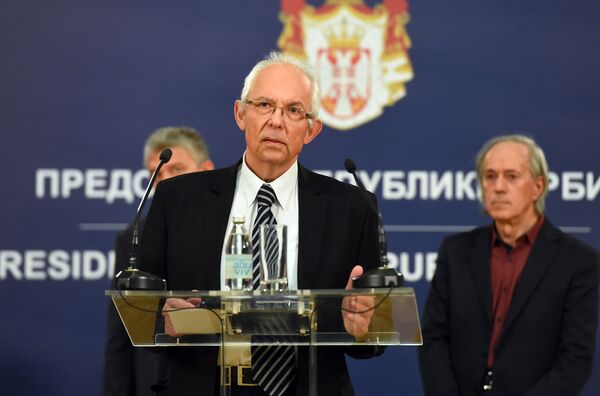 Кон прогнозира: Други талас короне на јесен, а вакцина идуће сезоне и неће бити обавезна за све Кон прогнозира: Други талас короне на јесен, а вакцина идуће сезоне и неће бити обавезна за све - Sputnik Србија