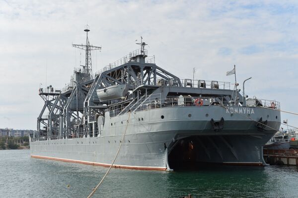 Најстарији брод руске ратне морнарице испловио на војне вежбе у Црном мору /фото/ Најстарији брод руске ратне морнарице испловио на војне вежбе у Црном мору /фото/ - Sputnik Србија