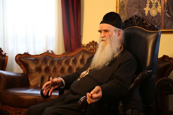 Амфилохије: Ни много моћнији нису успели да понизе Цркву, па неће моћи ни ови данас Амфилохије: Ни много моћнији нису успели да понизе Цркву, па неће моћи ни ови данас - Sputnik Србија