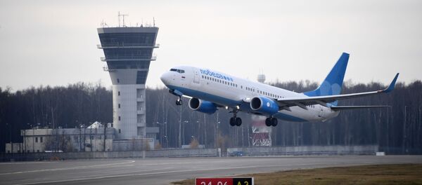 Авион Боинг 737-800 авио-компаније Победа на међународном аеродрому Внуково у Москви - Sputnik Србија