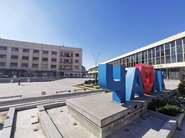 Puste ulice, služe se molitve, ne rade kafane: Kako se bore žarišta - Čačak, Užice i Niš Puste ulice, služe se molitve, ne rade kafane: Kako se bore žarišta - Čačak, Užice i Niš - Sputnik Srbija