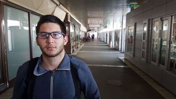 Šta je tu je, može i za Kruševac! Reporter Sputnjika ispratio poslednji autobus iz Beograda - Sputnik Srbija