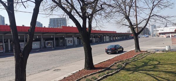 Šta je tu je, može i za Kruševac! Reporter Sputnjika ispratio poslednji autobus iz Beograda - Sputnik Srbija