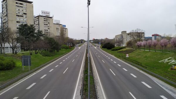 Пусте улице: Како изгледа Београд на почетку продужене забране кретања /фото, видео/ - Sputnik Србија