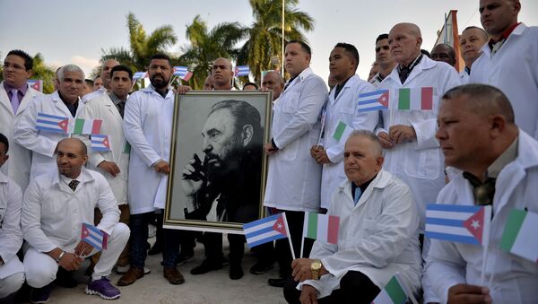 Кубански лекари у Италији  - Sputnik Србија