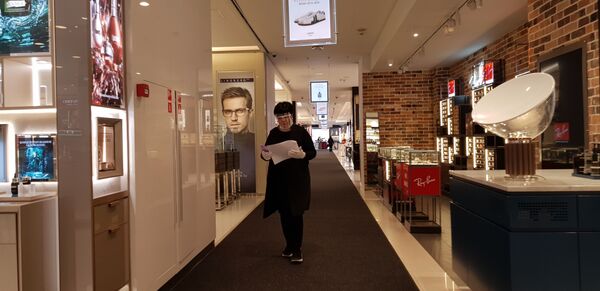 Modni detalj iz Moskve – prozirne maske /foto/ - Sputnik Srbija