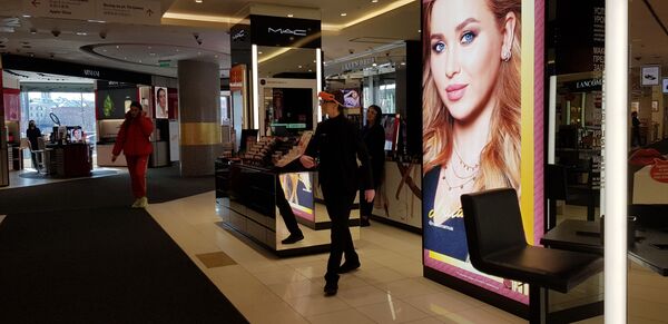 Oko trideset hiljada poslova za 10.000 mladih u Srbiji - Sputnik Srbija