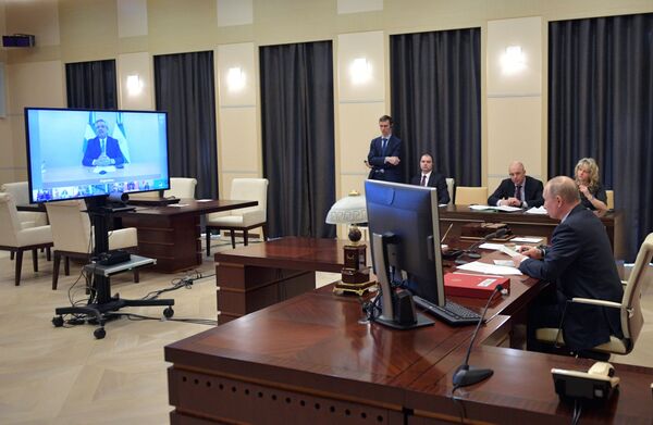 Putinov predlog deklaracije koja bi omogućila pobedu nad virusom korona  - Sputnik Srbija