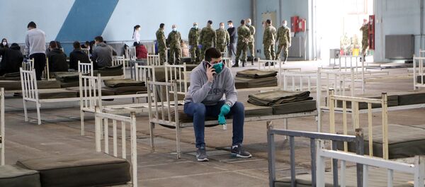 Војска и волонтери на Новосадском сајму - Sputnik Србија