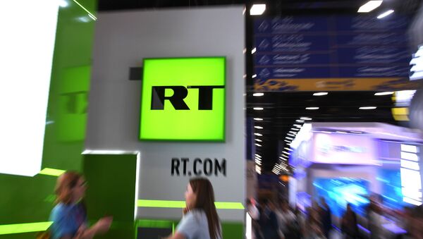 Štand televizije RT na Međunarodnom ekonomskom forumu u Sankt Peterburgu - Sputnik Srbija