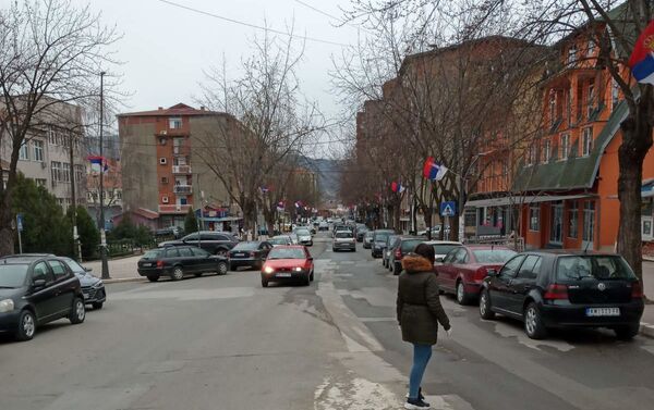 Poneko i zakasni... Počinje poličijski čas u Severnom Mitrovici  - Sputnik Srbija