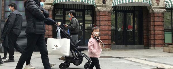 Stanovnici Vuhana idu u kupovinu - Sputnik Srbija