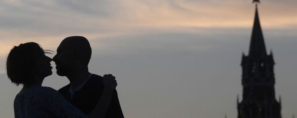 Пољубац - Sputnik Србија