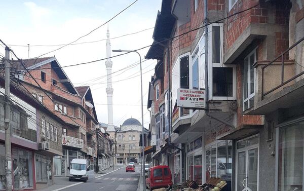 Ulice u Orahovacu puste i u albanskom delu - Sputnik Srbija