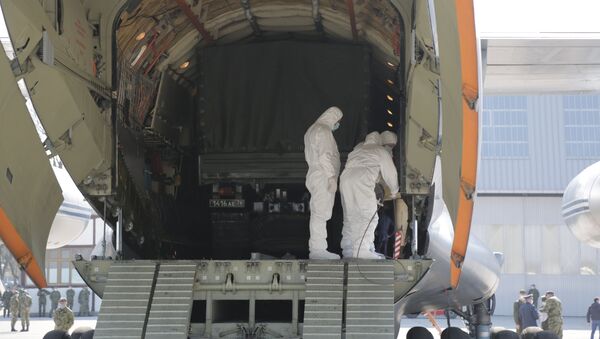 Pomoć iz Rusije stigla na aerodrom u Batajnici - Sputnik Srbija