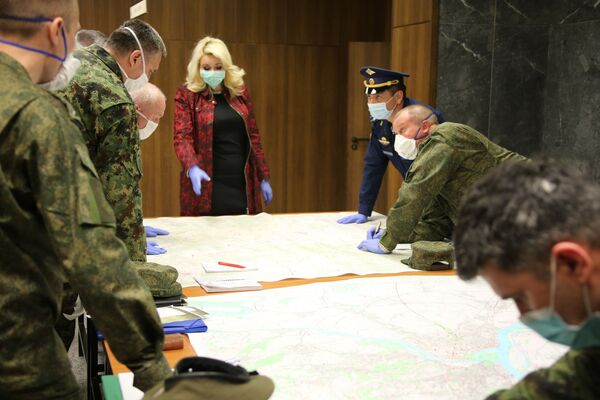 Руски официри на ВМА, помоћ Србији у борби против опаког вируса корона /фото/ Руски официри на ВМА, помоћ Србији у борби против опаког вируса корона /фото/ - Sputnik Србија
