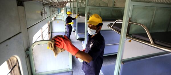 Kupei vozova su prerađeni u bonlničke sobe Kupei vozova su prerađeni u bonlničke sobe - Sputnik Srbija