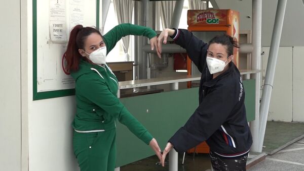 Пацијенти у привременој болници на Београдском сајму - Sputnik Србија