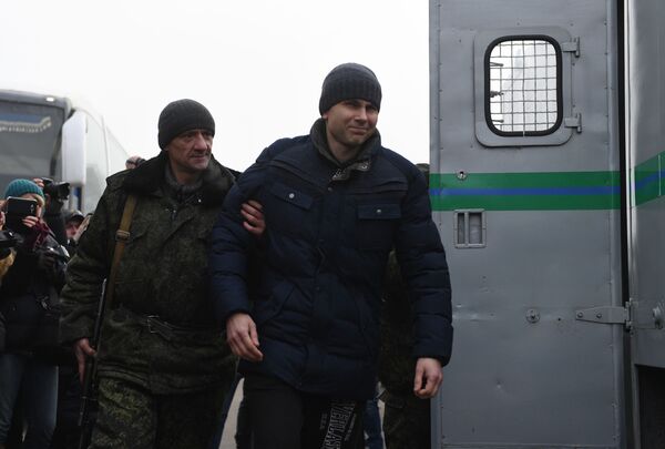 Лавров о Донбасу: Од 9 тачака споразума, Кијев испунио само једну — и то делимично Лавров о Донбасу: Од 9 тачака споразума, Кијев испунио само једну — и то делимично - Sputnik Србија