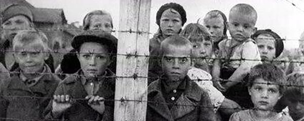 Deca u finskom koncentracionom logoru u Petrozavodsku Deca u finskom koncentracionom logoru u Petrozavodsku - Sputnik Srbija