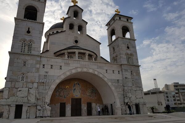 Hram Hristovog vaskrsenja u Podgorici u vreme uskršnje liturgije - Sputnik Srbija