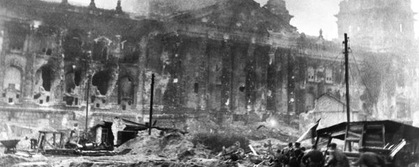 Bitka za Rajhstag na kraju Drugog svetskog rata Bitka za Rajhstag na kraju Drugog svetskog rata - Sputnik Srbija