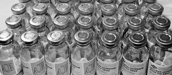 Готовая тканевая живая вакцина для профилактики и лечения гриппа в Московском научно-исследовательском институте вирусных препаратов, 1973 год - Sputnik Србија