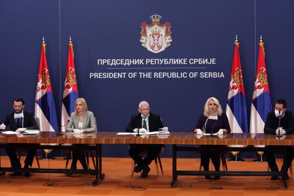 Да ли се Срби плаше короне: Велико истраживање о односу према пандемији Да ли се Срби плаше короне: Велико истраживање о односу према пандемији - Sputnik Србија