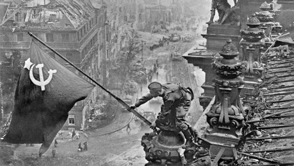 Vojni radovi najpoznatijeg vojnog fotografa SSSR-a Evgenija Haldeja - Sputnik Srbija