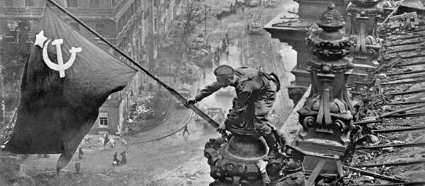 Zastava pobede nad Berlinom. (2. maj 1945. godine) Zastava pobede nad Berlinom. (2. maj 1945. godine) - Sputnik Srbija