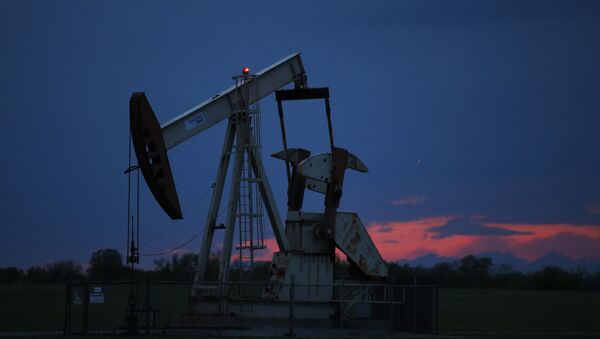 Naftna pumpa na nalazištu u Oklahomi - Sputnik Srbija