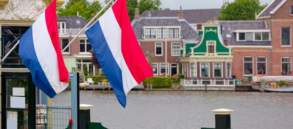 Государственный флаг Нидерландов в Заандаме - Sputnik Србија