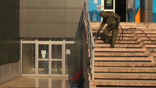 Srpsko-ruska borba protiv virusa: Dezinfikovani „Čair“, Paraćin, Ćuprija... /foto, video/ Srpsko-ruska borba protiv virusa: Dezinfikovani „Čair“, Paraćin, Ćuprija... /foto, video/ - Sputnik Srbija
