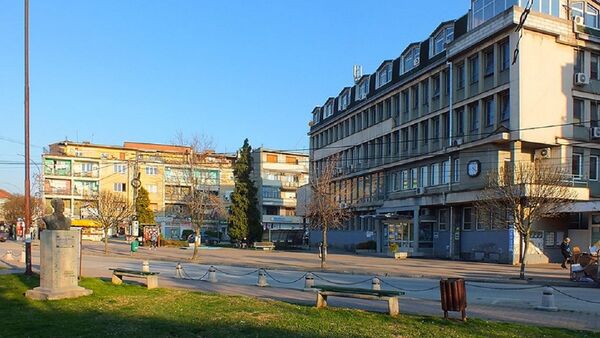 Pogled na zgradu Skupštine opštine Vlasotonce - Sputnik Srbija