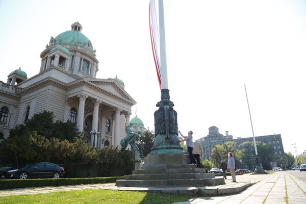 „Успели смо”: Брнабићева на првој седници парламента током ванредног стања /видео/ „Успели смо”: Брнабићева на првој седници парламента током ванредног стања /видео/ - Sputnik Србија